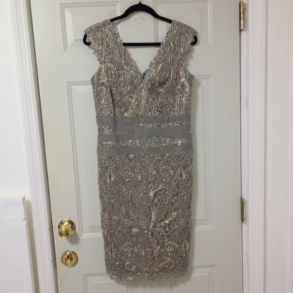 Tadashi Shoji Womens Size 10 Embroidered Lace Cocktail Dress Midi - Picture 1 of 16